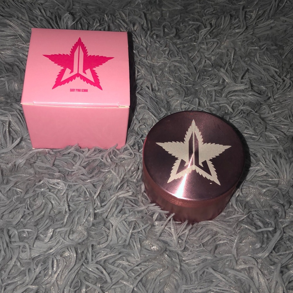Jeffree star sold out paint grinder